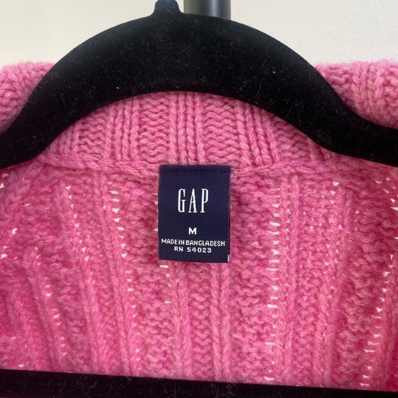 GAP Pink Wool Cardigan Sweater with Front Zipper | Sz M | 100% Lamb Wool ๐ - Picture 10 of 13